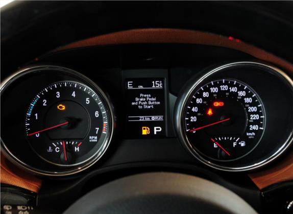 大切诺基(进口) 2012款 3.6L 旗舰尊崇版 中控类   仪表盘