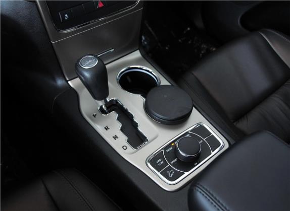 大切诺基(进口) 2012款 3.6L 梦十珍藏版 中控类   挡把
