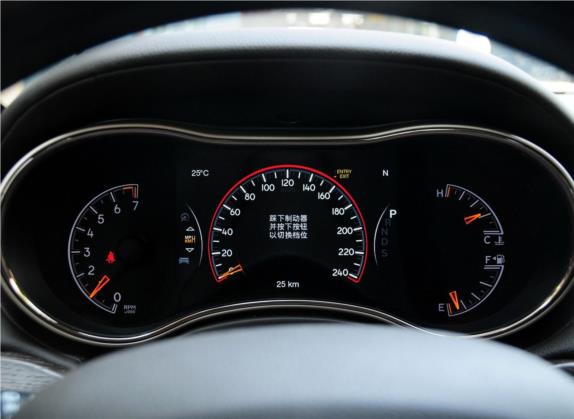 大切诺基(进口) 2014款 3.6L 旗舰尊悦版 中控类   仪表盘