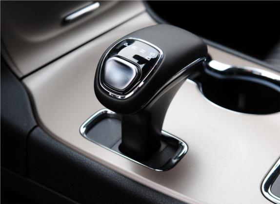 大切诺基(进口) 2014款 3.0L 舒享导航版 中控类   挡把