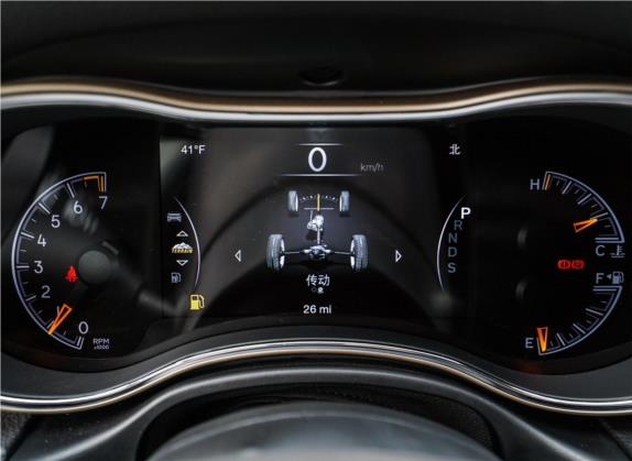 大切诺基(进口) 2015款 3.0L 舒享导航版 中控类   仪表盘