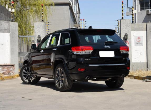 大切诺基(进口) 2017款 3.6L 豪华导航版 外观   斜后