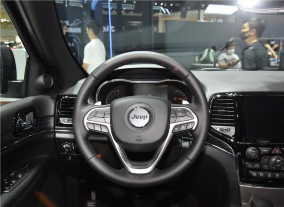 大切诺基(进口) 2021款 3.0L 80周年纪念版 中控类   驾驶位