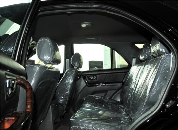 金杯S50 2011款 2.4L 自动四驱舒适型 车厢座椅   后排空间