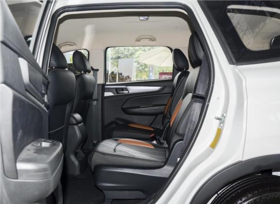 观境 2019款 1.6L 手动领先型 车厢座椅   后排空间
