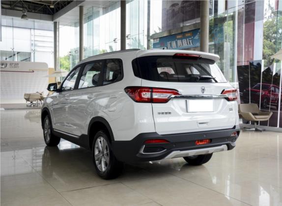 观境 2019款 1.6L 手动领先型 外观   斜后