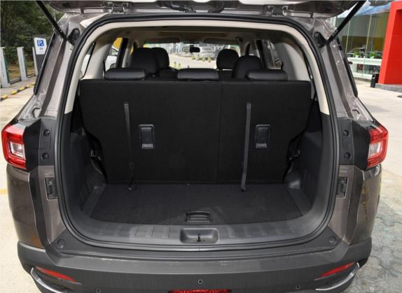 观境 2019款 1.6L 手动舒享型 车厢座椅   后备厢