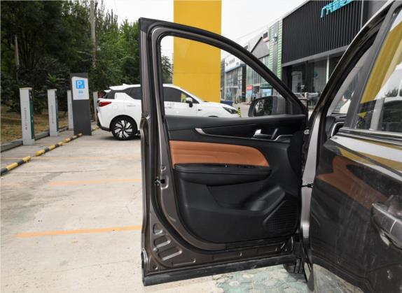 观境 2019款 1.6L 手动舒享型 车厢座椅   前门板