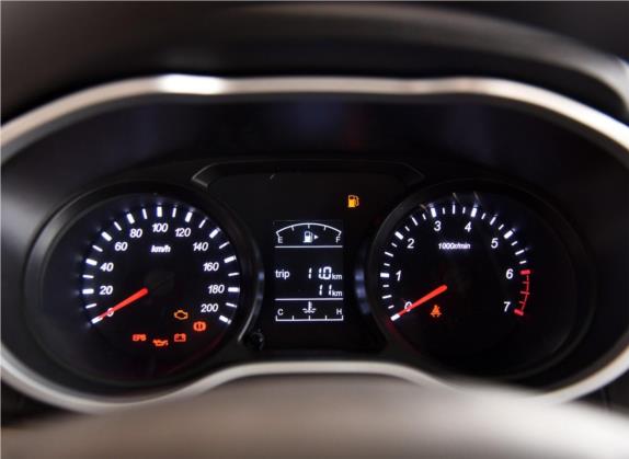 华晨金杯750 2016款 1.5L 豪华型 中控类   仪表盘