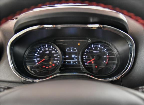 华晨金杯750 2018款 1.5L E动天窗版 中控类   仪表盘