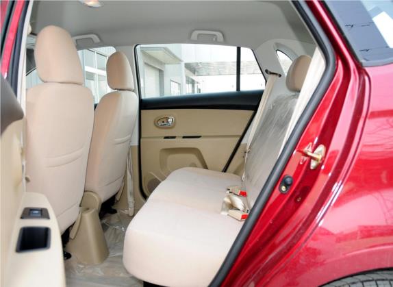 智尚S30 2013款 1.5L 手动舒适型 车厢座椅   后排空间
