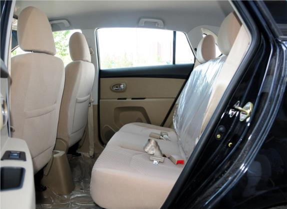 智尚S30 2013款 1.5L 手动时尚型 车厢座椅   后排空间