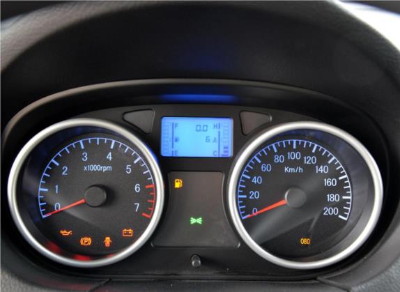 智尚S30 2015款 1.5L 手动舒适型 中控类   仪表盘