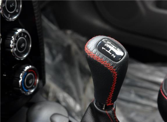 智尚S30 2015款 1.5L 手动舒适型 中控类   挡把