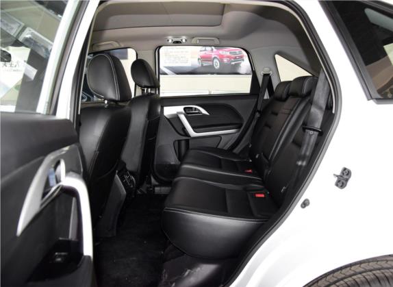金杯S70 2017款 1.5T 卓越版 5座 车厢座椅   后排空间