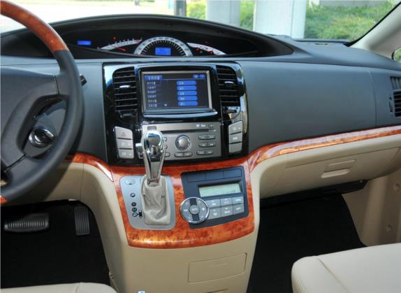 瑞风M5 2012款 2.0T 汽油自动商务版 中控类   中控台
