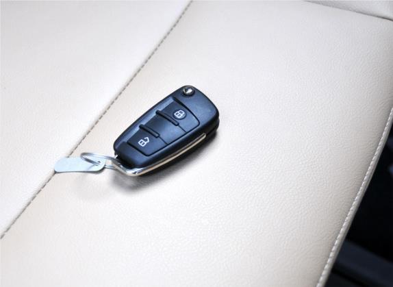 瑞风M5 2012款 2.0T 汽油自动商务版 其他细节类   钥匙