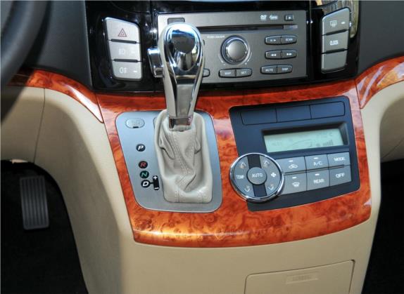 瑞风M5 2012款 2.0T 汽油自动商务版 中控类   挡把