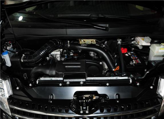 瑞风M5 2013款 2.0T 汽油自动商务版 其他细节类   发动机舱