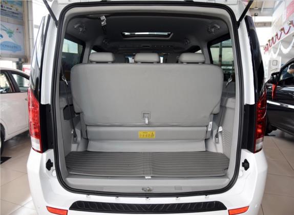 瑞风M5 2013款 2.0T 汽油手动公务版 车厢座椅   后备厢