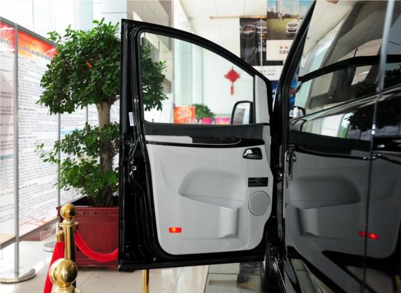 瑞风M5 2013款 2.0T 汽油手动商务版 车厢座椅   前门板