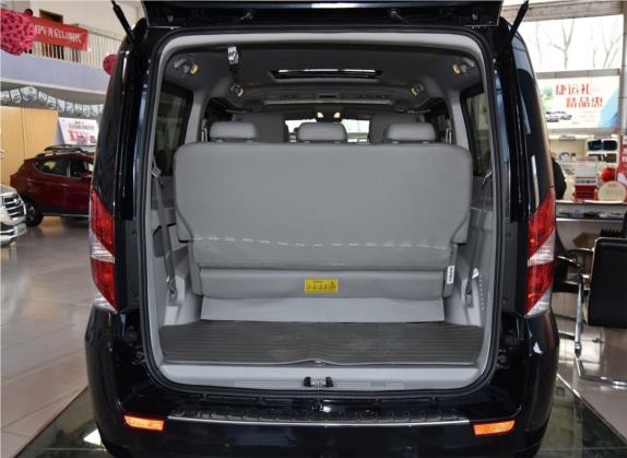 瑞风M5 2017款 2.0T 汽油双离合商务版 车厢座椅   后备厢