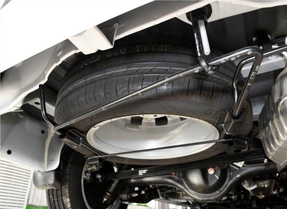 瑞风M5 2017款 2.0T 汽油双离合公务版 其他细节类   备胎