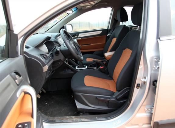 瑞风S5 2013款 2.0T 手动新锐版 车厢座椅   前排空间