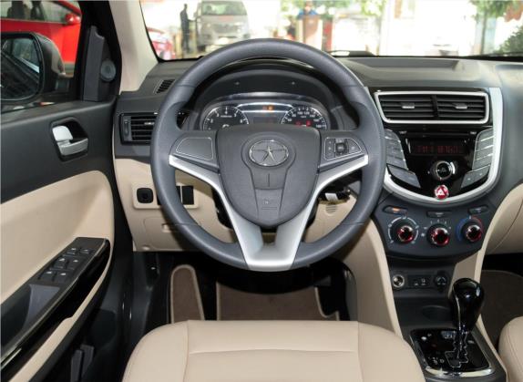和悦A30 2013款 1.5L CVT豪华型 国IV 中控类   驾驶位