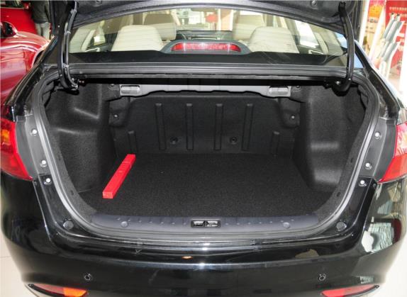 和悦A30 2013款 1.5L CVT豪华型 国IV 车厢座椅   后备厢
