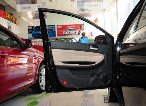 和悦A30 2013款 1.5L CVT豪华型 国IV 车厢座椅   前门板
