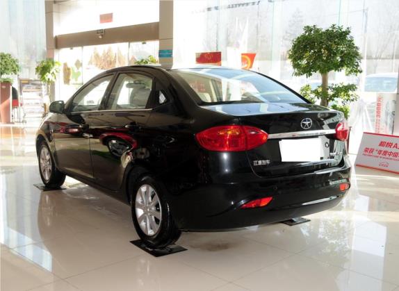 和悦A30 2013款 1.5L CVT豪华型 国IV 外观   斜后