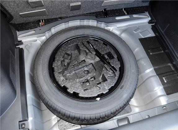 瑞风S3 2014款 1.5L 手动豪华智能型 其他细节类   备胎