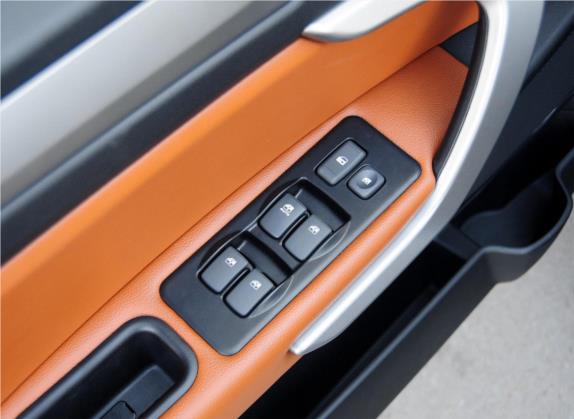 瑞风S3 2014款 1.5L 手动豪华智能型 车厢座椅   门窗控制
