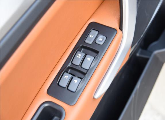 瑞风S3 2014款 1.5L CVT豪华智能型 车厢座椅   门窗控制
