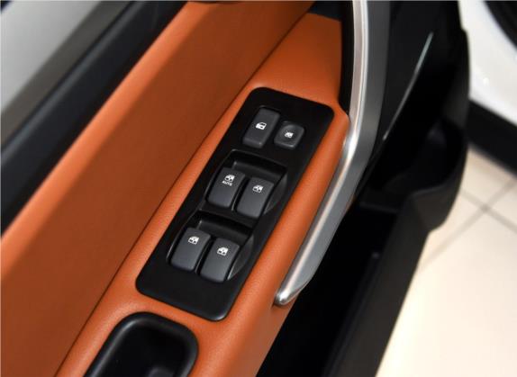瑞风S3 2015款 1.5L 手动豪华智能尊享版 车厢座椅   门窗控制
