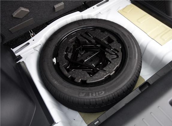 瑞风S3 2016款 1.5L 手动豪华智能型 其他细节类   备胎