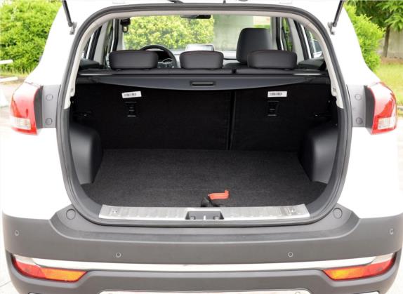 瑞风S3 2017款 1.6L 手动豪华智能型 车厢座椅   后备厢