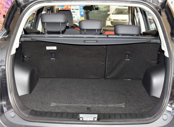 瑞风S3 2017款 1.5L 手动豪华智能型 车厢座椅   后备厢