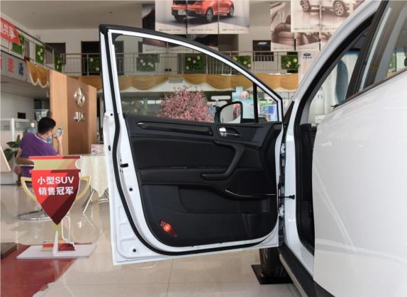 瑞风S3 2018款 智驱版 1.5L 手动豪华型 车厢座椅   前门板