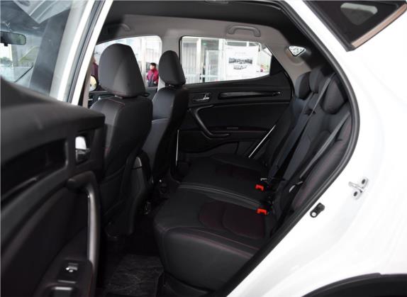 瑞风S3 2018款 定制版 1.6L CVT豪华型 车厢座椅   后排空间