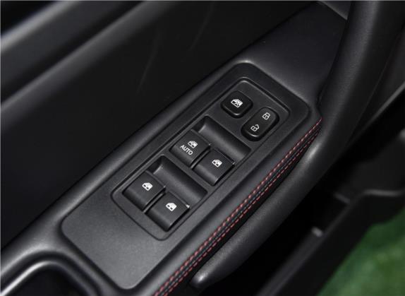瑞风S3 2018款 定制版 1.6L CVT豪华型 车厢座椅   门窗控制