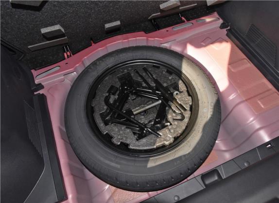 瑞风S3 2018款 1.5L 手动欧洲版 其他细节类   备胎