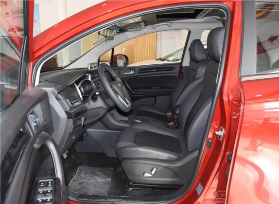 瑞风S3 2018款 1.5L 手动欧洲版 车厢座椅   前排空间
