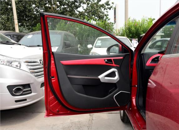 瑞风S2 2015款 1.5L 手动豪华智能型 车厢座椅   前门板