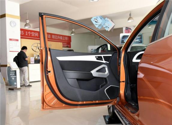 瑞风S2 2016款 1.5L 手动豪华智能型 双色版 车厢座椅   前门板