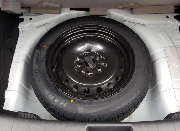 瑞风S2 2017款 1.5L CVT豪华型 其他细节类   备胎