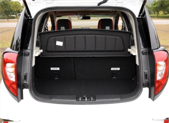瑞风S2mini 2017款 1.3L 运动版 车厢座椅   后备厢