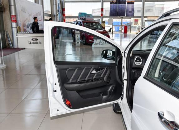 江淮iEV6E 2019款 运动版 iEV6E 豪华智能型精装版 车厢座椅   前门板