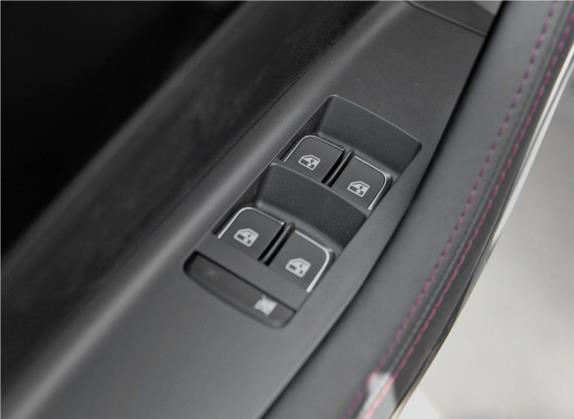 瑞风S7 2018款 运动版 1.5T 自动豪华型 7座 车厢座椅   门窗控制